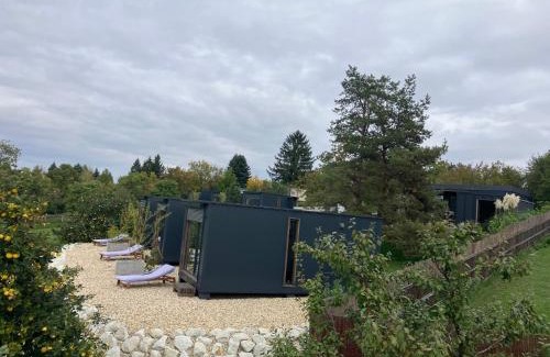 Miskolc-Tapolca Apartment | Casa Slarku - Luxury Container Houses