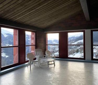 Tavanasa Apartment | Casa Splendusa - sonnige Wohnung in Brigels