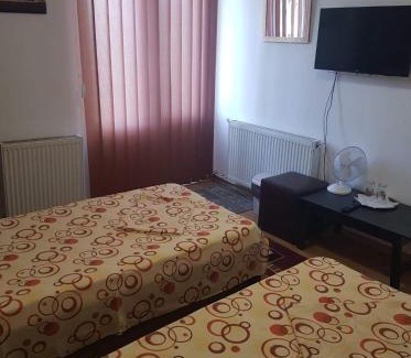 Tomesti House | Casa Stela