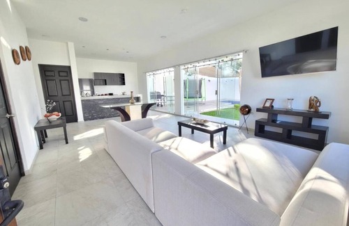 Tequesquitengo House | Casa Teques A/C and Caldera