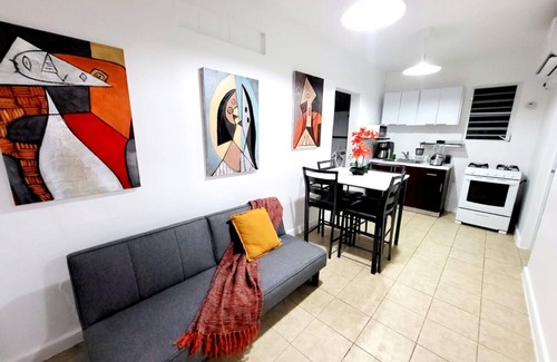 Vega Baja House | Casa Terruño, charming entire house with AC & Wi-Fi