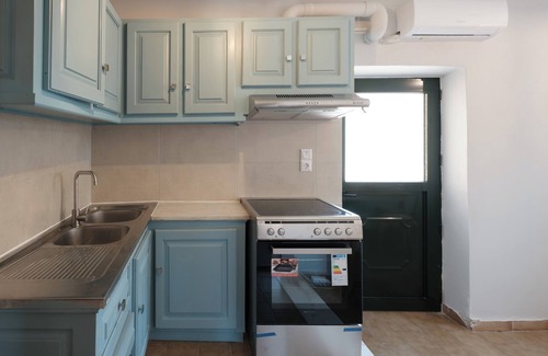 Pelekito House | Casa Tilemachos Perithia is nestled in the lush area of northeast Corfu