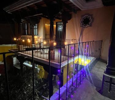 Quetzaltenango House | Casa tipo colonial en las faldas del cerro del baul