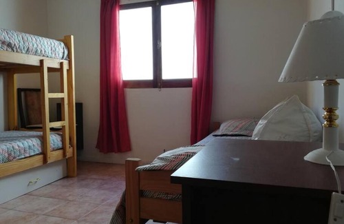 Mar de Ajo Apartment | CASA TIPO DUPLEX a 3 cuadras del mar. Impecable