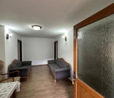 Cartisoara House | Casa Tradițională Cârtisoara