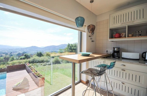 Calheiros Villa | Casa Tranquilo - Four Bedroom Villa, Sleeps 8