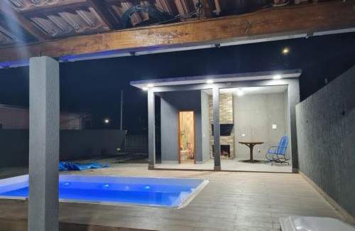 Guaratuba House | Casa uma quadra do mar