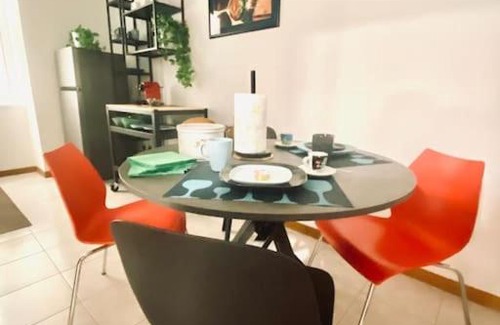 Roiano-Gretta-Barcola-Cologna-Scorcola Apartment | Casa Vacanze Viale Miramare 31- Delizioso mini loft industrial