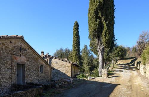 Scheggia Apartment | Casa Vaniglia - Fattoria la Speranza, Case Toscane,