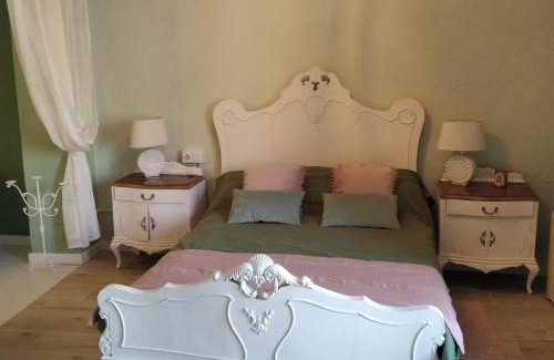 Polop House | CasaBoutique cerca del mar con vistas a la montaña