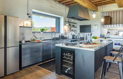 Loreto Villa | Casale The Place 6+2, Emma Villas