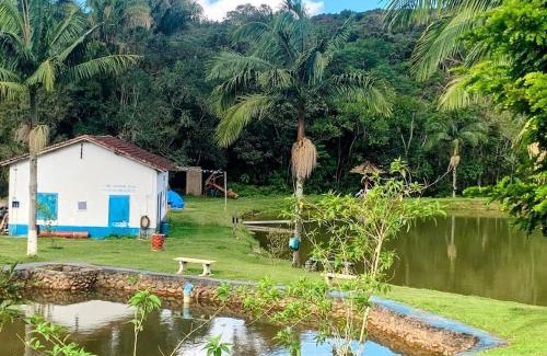 Juquitiba House | Casas de Campo com Piscina, Pesca - Mata Atlântica