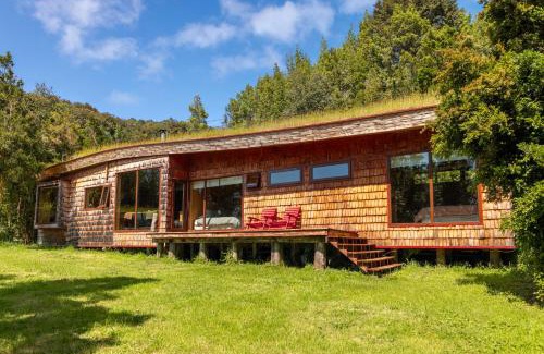 Chonchi House | Casas Martín Pescador, Lago Huillinco, Chiloe