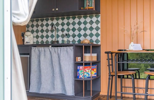 Abbess Roding Cabin | Cascade - a holiday let by Bloom Stays that sleeps 2 guests in 1 bedroom