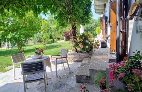 Castano Primo Apartment | Cascina al Ponte