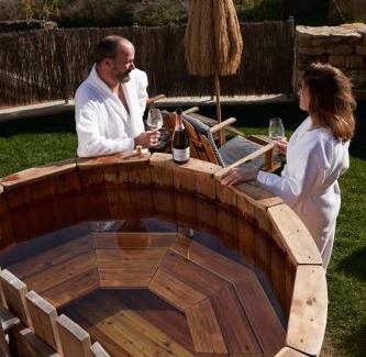 Astulez House | Caserio Montehermoso