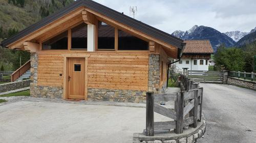 Campolongo Ski Chalet | Casetta Vanda