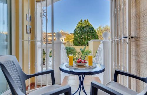 Aduanas Apartment | Casita Bonita - with private garden near beach in Jávea