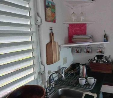 Aguadilla House | Casita PuertAzul - Breezy and relaxing getaway