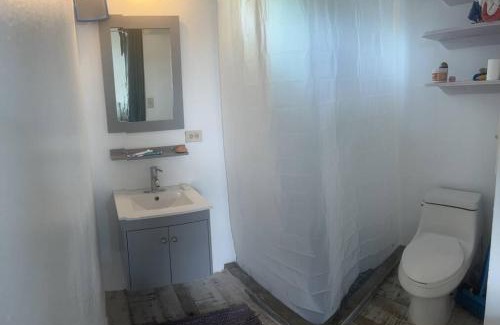 Aguadilla House | Casita PuertAzul - Breezy and relaxing getaway