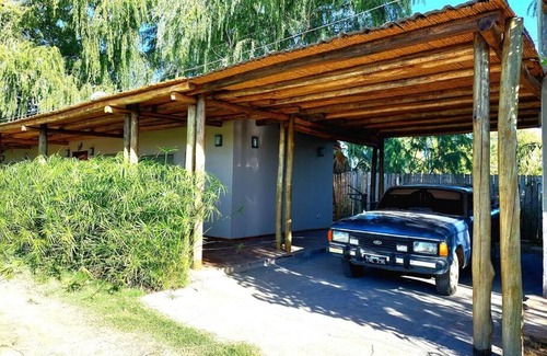 Guaymallen Villa | Casona Los Papiros tranquilidad en la naturaleza