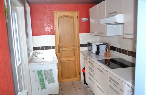 Cassel House | CASSEL HOLIDAY HOME AT THE LITTLE GARDEN