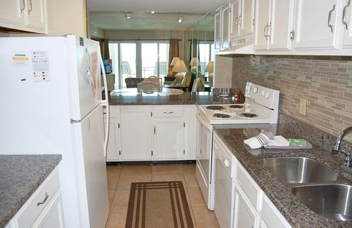 Gulf Shores Condo | Castaways 3B is a Gulf Shores Condo Rental with a gorgeous view of the beach!