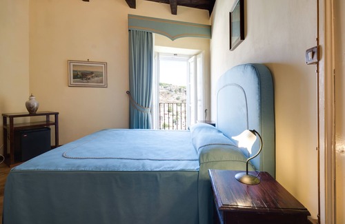 Caccuri House | Castello Di Caccuri Suites