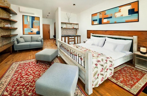 Stara Lubovna Apartment | Castle Distillery