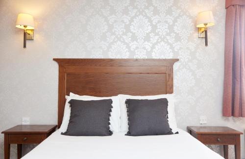 Bakewell Hotel | Castle Inn by Greene King Inns