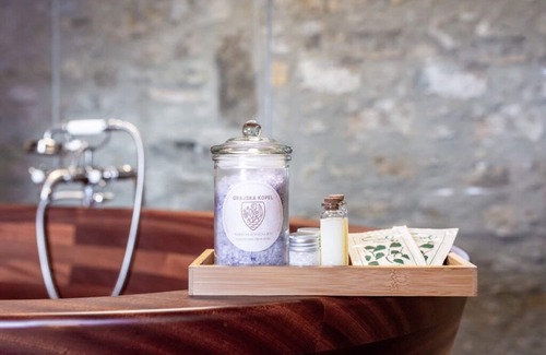 Vinica Other | Castle Vinica