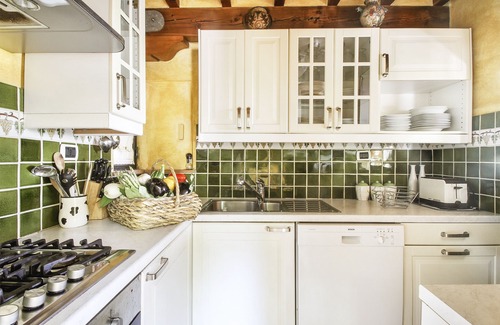 Vicopelago House | Castor & Pollux House in a splendid estate with a pool on the hills of Lucca