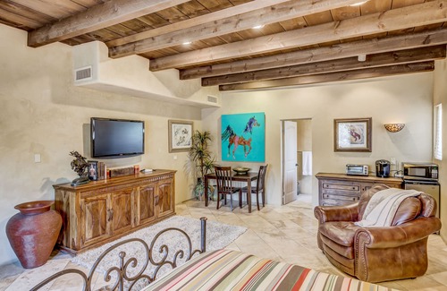 Catalina Foothills Estates Apartment | Catalina Foothills Guest Suite,