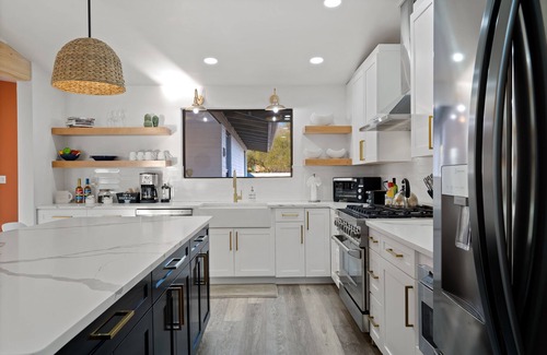 Tucson House | Catalina Foothills, Modern, Heated Pool, Spa, Views, Sleeps 16