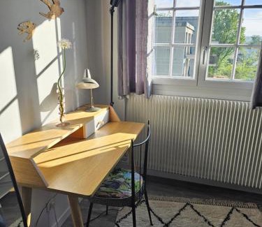 Gif-sur-Yvette Bed & Breakfast | Cati's greenhouse - chambre d'hôtes cosy et calme à 700m du RER B