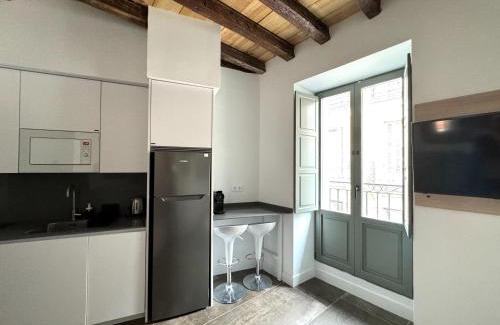 Barrio de La Latina Apartment | CavaBajaSuites