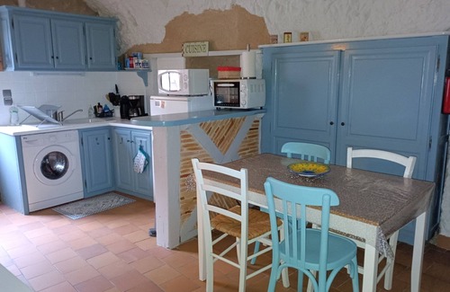 La Croix-en-Touraine House | Cave dwelling A fleur de pierre