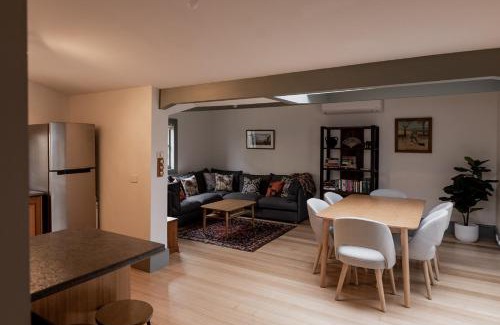 Hobart Central Business District House | Cavell Street Cottage in West Hobart