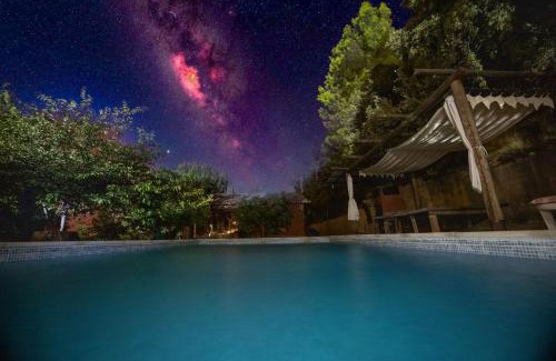 La Iruela House | CAZORLA, CASA RURAL LA GUINDALERA