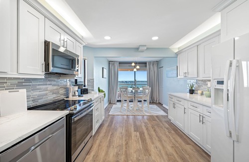 Sand Key Condo | CBC 1-17G – Amazing Gulf & Intercoastal Views!