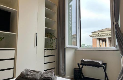 Roman Ghetto Apartment | CBMC - Couldn't Be More Central