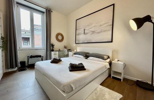 Roman Ghetto Apartment | CBMC - Couldn't Be More Central