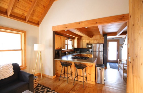 Bayfield House | Cedar Chalet @ Brickyard Creek, A Year-Round Boreal Forest Oasis