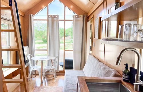 Montrose RV Rental | Cedar Creek Lodging & RV Park