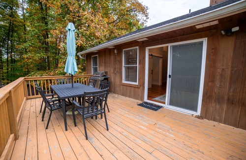 Bellville House | Cedar House at The Meadowood