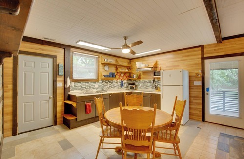 Lake Lafayette Cabin | 'Cedar Pointe' - Peaceful Lake Cabin in Odessa