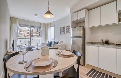 Constitucion Apartment | Cedrón Amazing Pool View Apartment