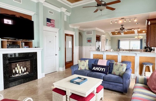 Topsail Beach Condo | CELEBRATE SUMMER - JUNE FLASH SALE - 2 NIGHT MIN - BOOK NOW AND SAVE!