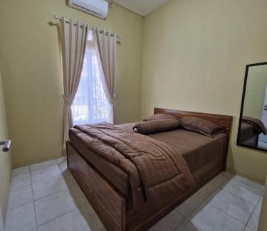 Mataram House | Cemara Guesthouse Mataram Lombok