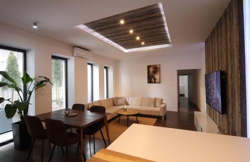 Piestany Apartment | Center Apartment with Garden Zoe